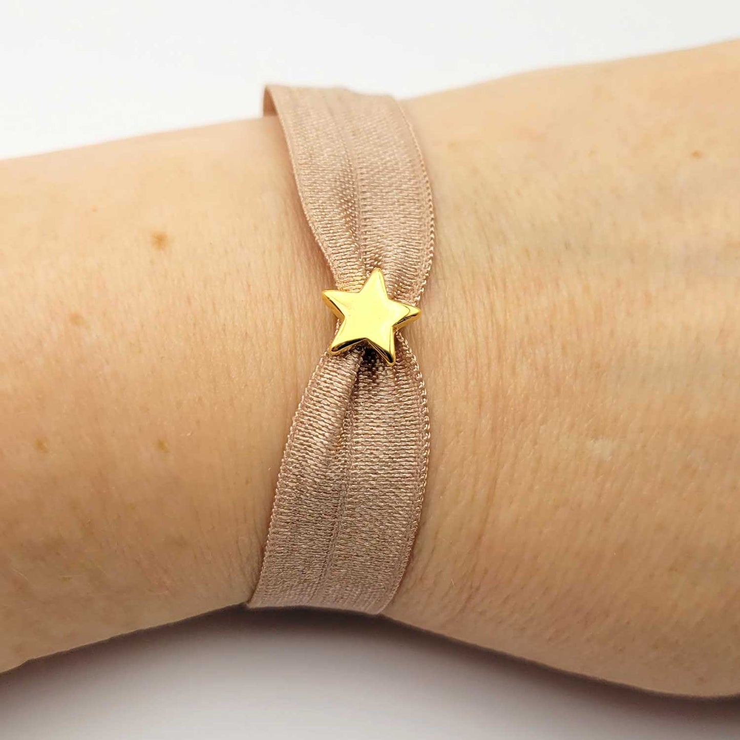 Bracelet Formidable - petite étoile dorée